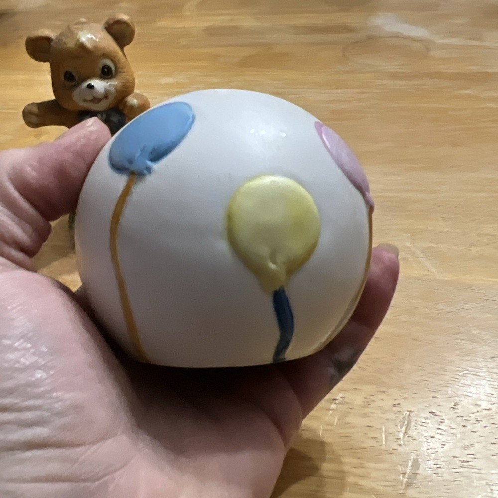 Vintage Child's Ceramic Teddy Bear With Ballon's Bank - Picture 3 of 8